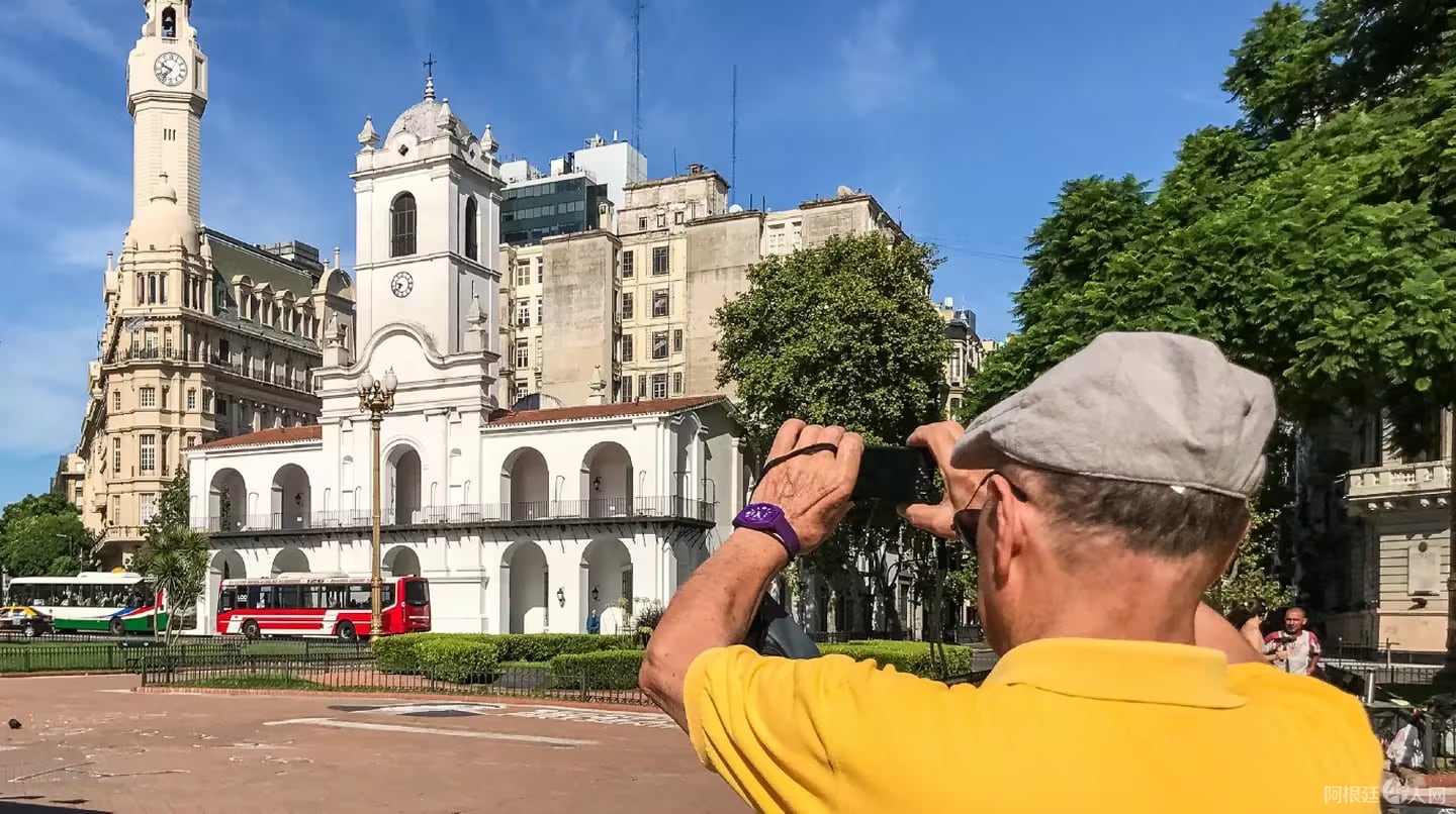 mas-turistas-chinos-en-caba-cuanto-gastan-y-cuanto-tiempo-se-hospedan-foto-turismo-caba-ACGR7ATKOFE6HBEY5AX5323HCE