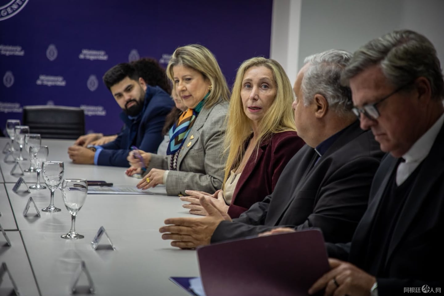 karina-milei-encabezo-el-encuentro-por-la-visita-del-papa-en-el-ministerio-de-seguridad-foto-presidencia-B7CR2DQRMJASNPZ63TDH6UZHEQ karina-milei-encabezo-el-encuentro-por-la-visita-del-papa-en-el-ministerio-de-seguridad-foto-presidencia-B7CR2DQRMJASNPZ63TDH6UZHEQ