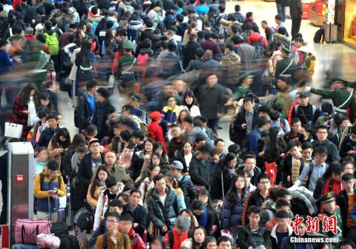 2020春运大幕开启 多部门联动应对30亿人次大迁徙 
