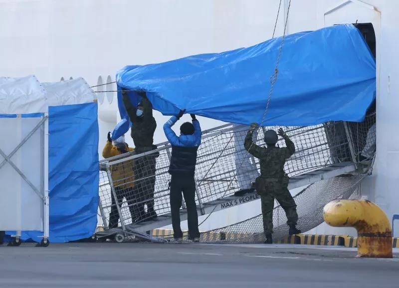 搭载3711人的钻石公主号邮轮上 到底在发生什么?