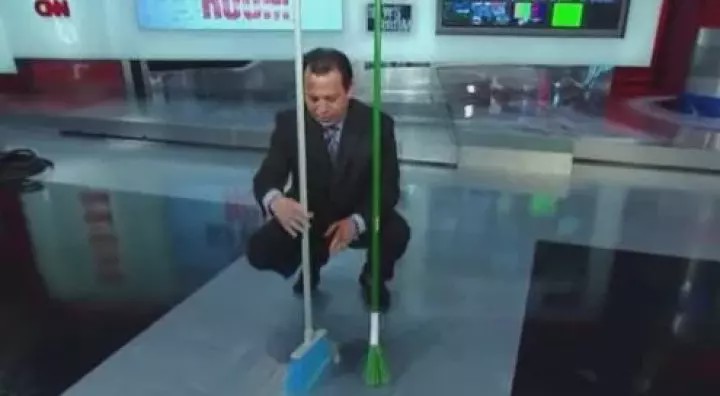 NASA说今天地球引力最小能让扫帚立起来?假的!