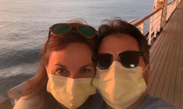 赞单号邮轮上过百人出现流感样症状 四人已死亡