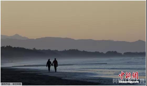 　　资料图：新西兰海滩。