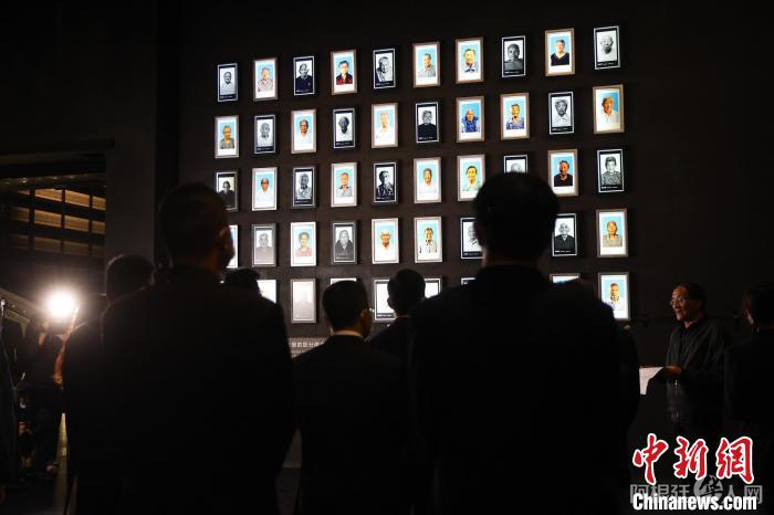 截至目前,南京侵华日军受害者援助协会登记在册在世的幸存者仅剩57位。 泱波 摄 截至目前,南京侵华日军受害者援助协会登记在册在世的幸存者仅剩57位。 泱波 摄