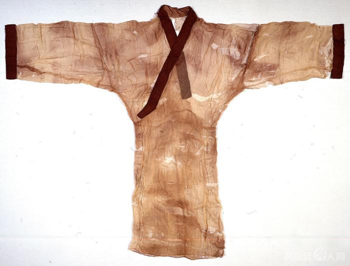 素纱单衣(直裾)。图片来源：湖南省博物馆