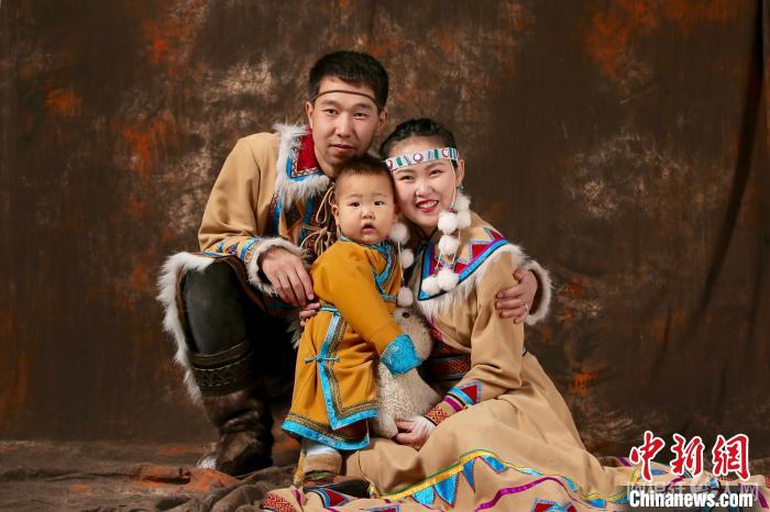 图为古木森一家。 古木森供图 图为古木森一家。 古木森供图