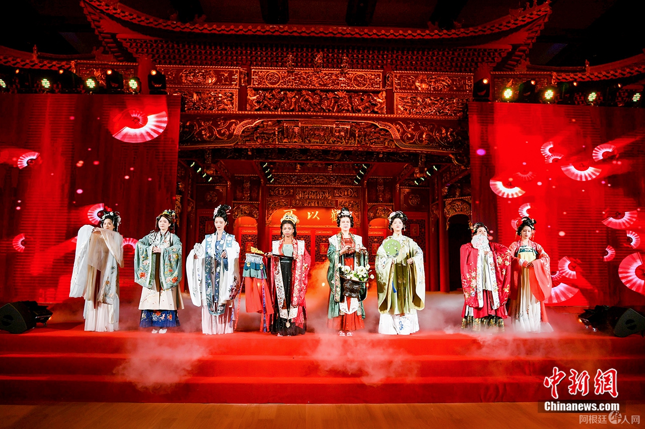 汉服表演。即享影像 供图