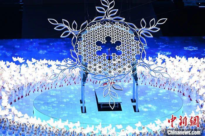 资料图：2022年2月4日晚，第二十四届冬季奥林匹克运动会开幕式在北京国家体育场举行。中新社记者 毛建军 摄