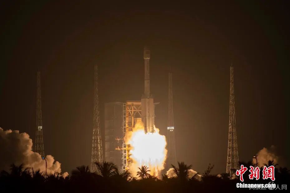 　　9月13日21时18分，中国在文昌航天发射场使用长征七号改运载火箭，成功将“中星1E”卫星发射升空。骆云飞 摄