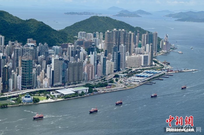 香港维多利亚港。 中新社记者 李志华 摄