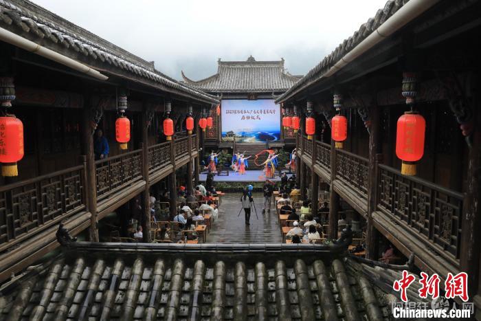 启动仪式现场。 王磊 摄 启动仪式现场。 王磊 摄