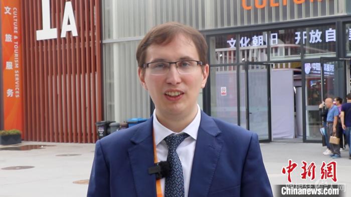 乌拉圭驻华使馆一等秘书、文化处官员贡萨洛·卡斯蒂略