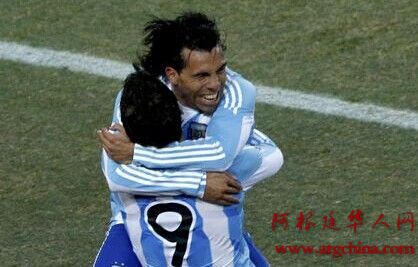 伊瓜因与特维斯