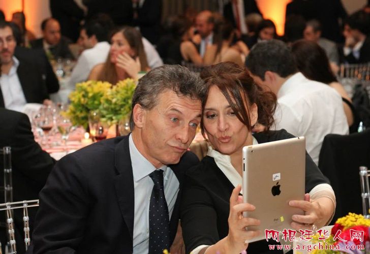 02052015_0988_politica_macri-y-michetti-selfie.jpg_1853027552.jpg