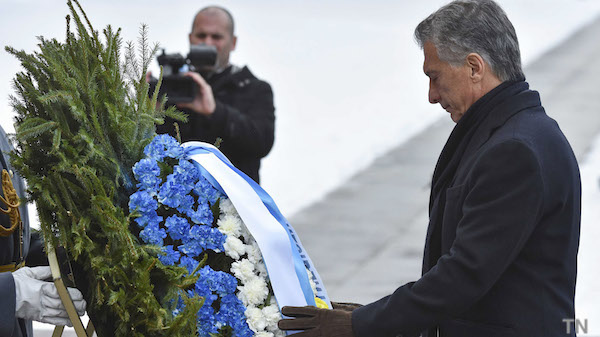 1516790575525817.jpg 32.jpg