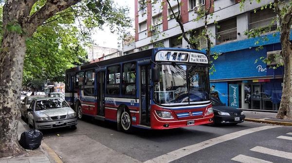 colectivo_110.jpg