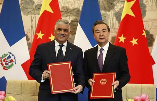 1525350577352287.jpg 0c146403b5af5095727f9ddd932d7efc.jpg