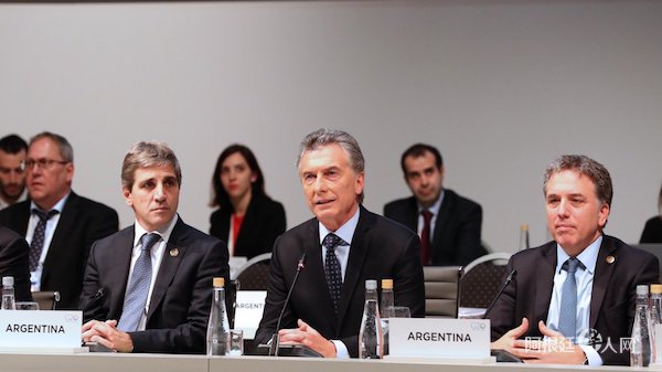 1532316198580078.jpg 32.jpg