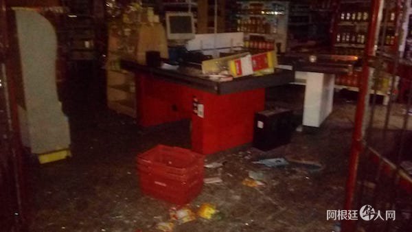 1535725844414145.jpg 63.jpg