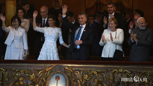 1543650337562894.jpg 11.jpg