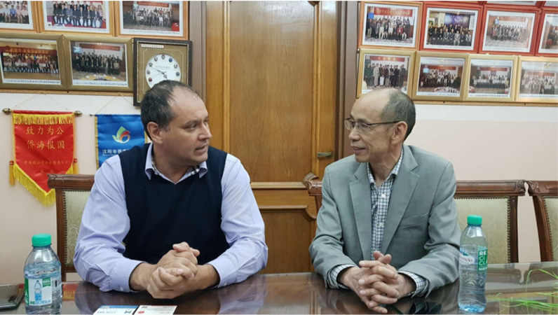 1135009415.jpg 44.jpg