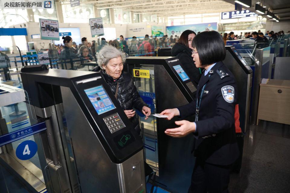 0141615340.jpg 2019%2F02%2F01%2F95c42faea6a54ff6bbb03c88c932c9f8.jpg