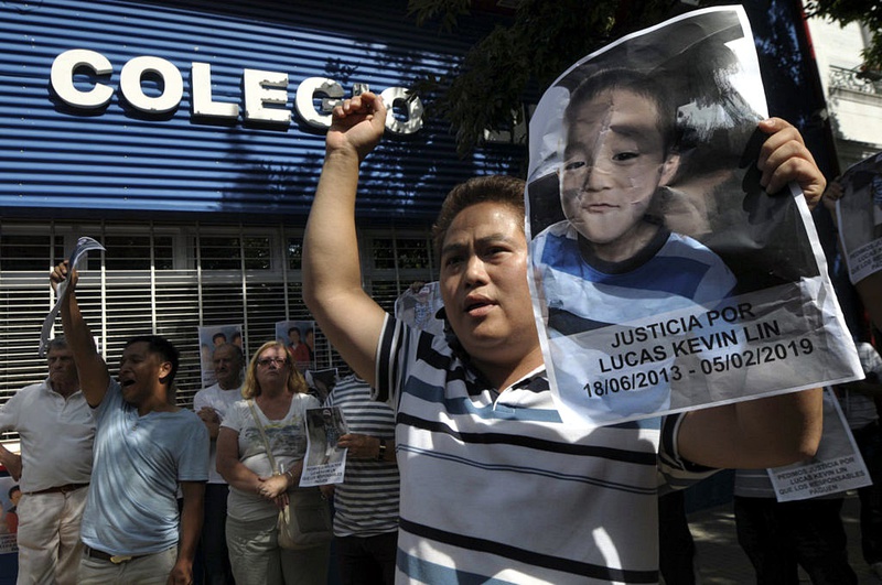 2610370827.jpg 11.jpg