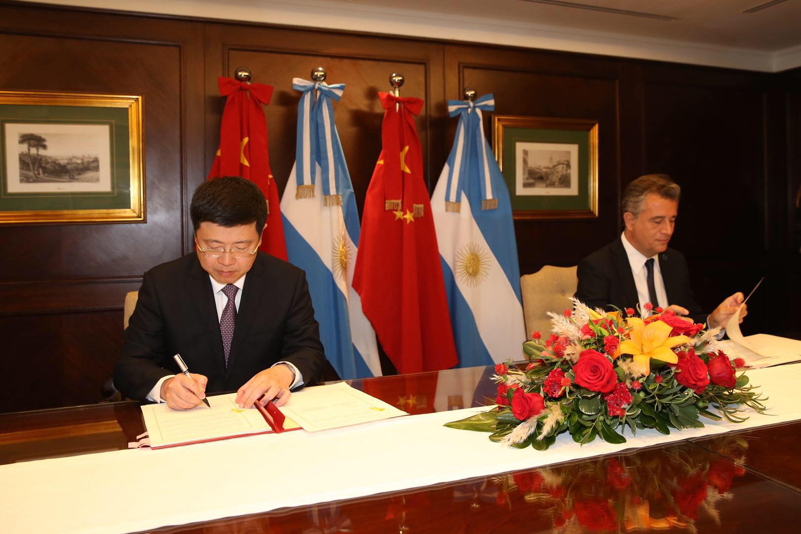 2140389189.jpg W020190320349477700793.jpg