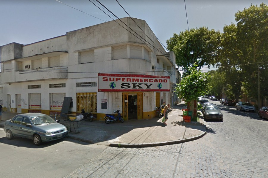 3063402850.jpg 31.jpg