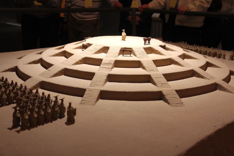 0493695042.jpg 88.jpg