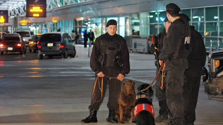 Policia-Seguridad-Aeroportuaria-PSA-Ezeiza-1920.jpg