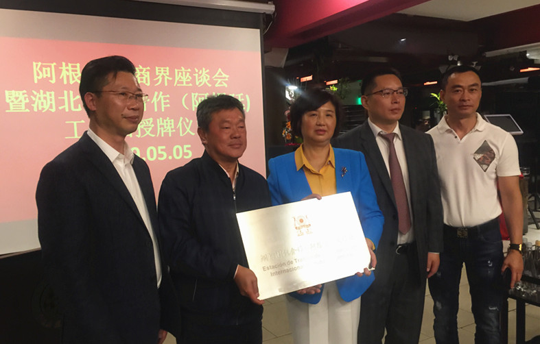 0668940712.jpg 1.JPG