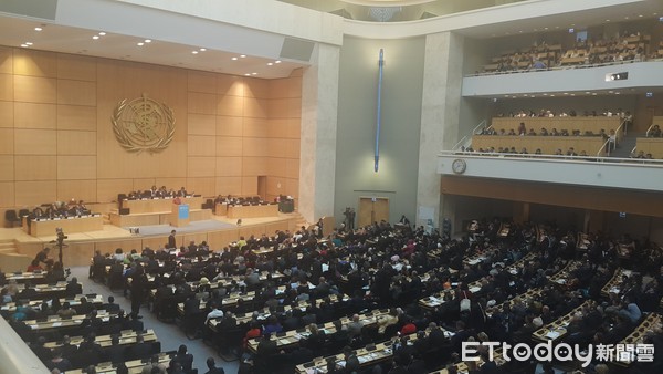 0883758156.jpg 2019%2F05%2F08%2Fedbd7c0aead547b99b3a0a1a81bfaa9e.jpg