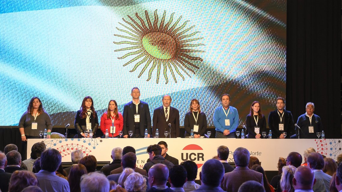 2811737297.jpg 0036672214.jpg