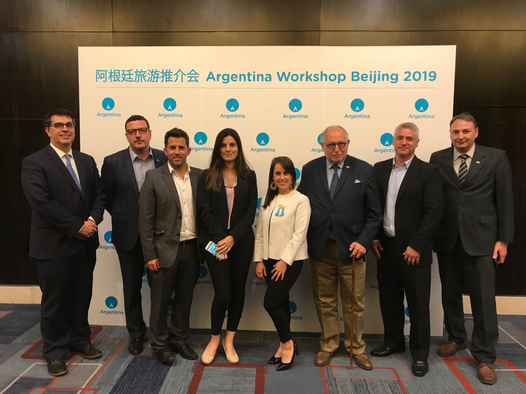 0143030312.jpg 0524_1.jpg