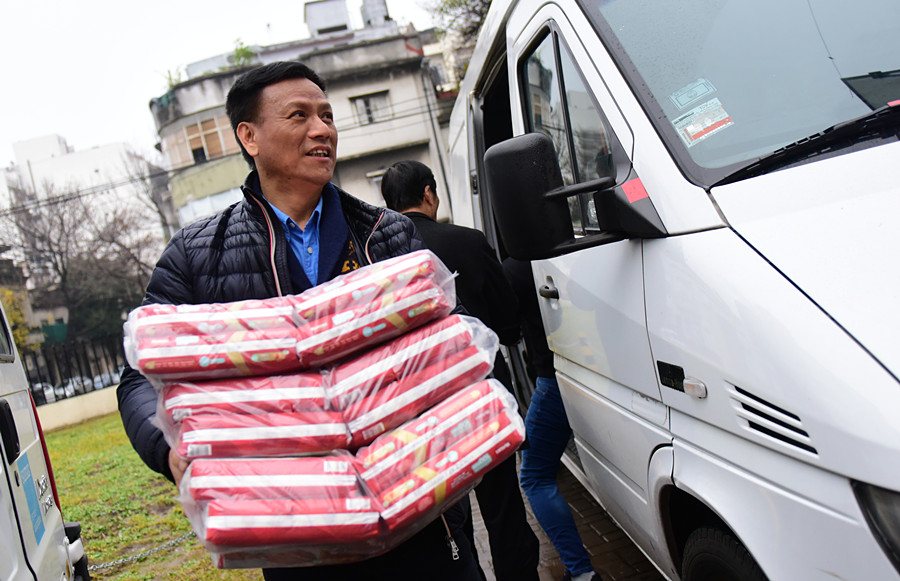 1357230441.jpg 2.jpg