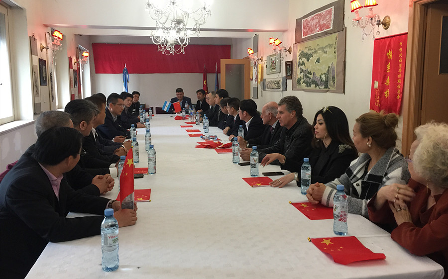 2744790216.jpg 4.JPG