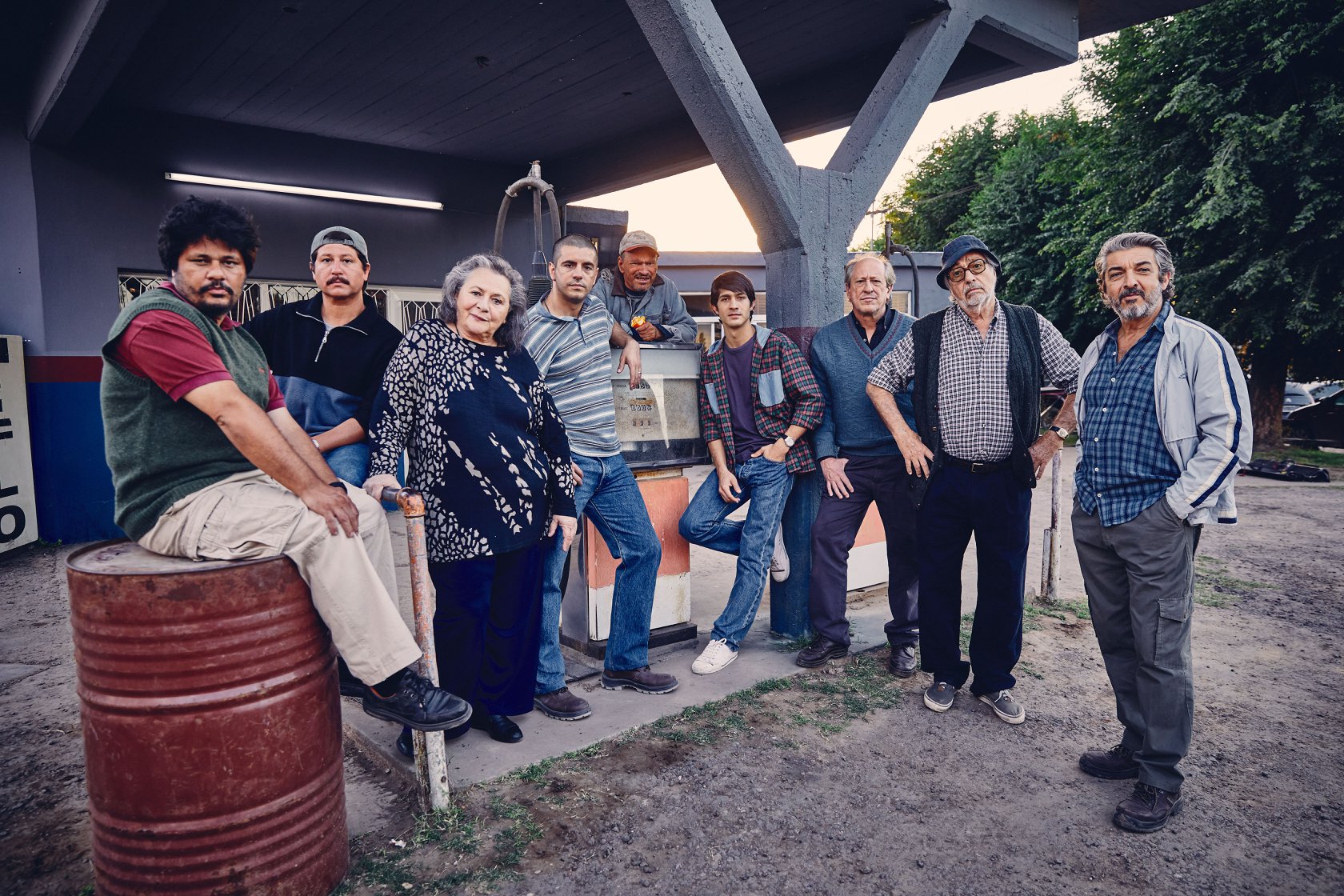 2534887006.jpg 0036933496.jpg