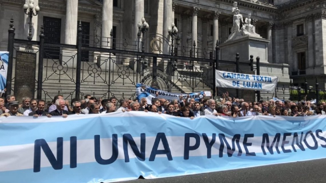 2771232951.jpg 31.jpg