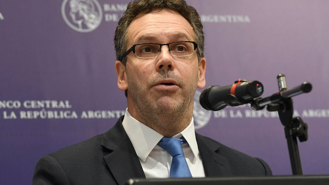 2860621642.jpg 0036916399.jpg