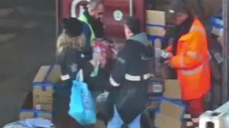 2561226877.jpg TVGNGPNVANHMDCFSBECLLF25MI.jpg