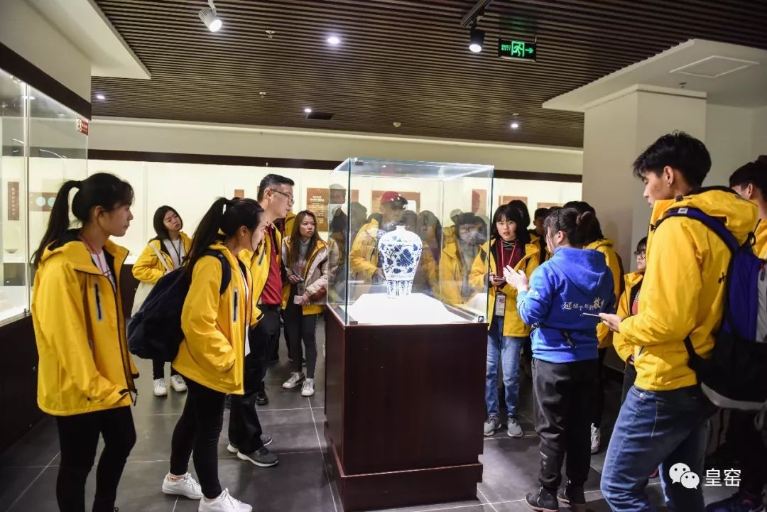 2442443417.jpg 5533.jpg