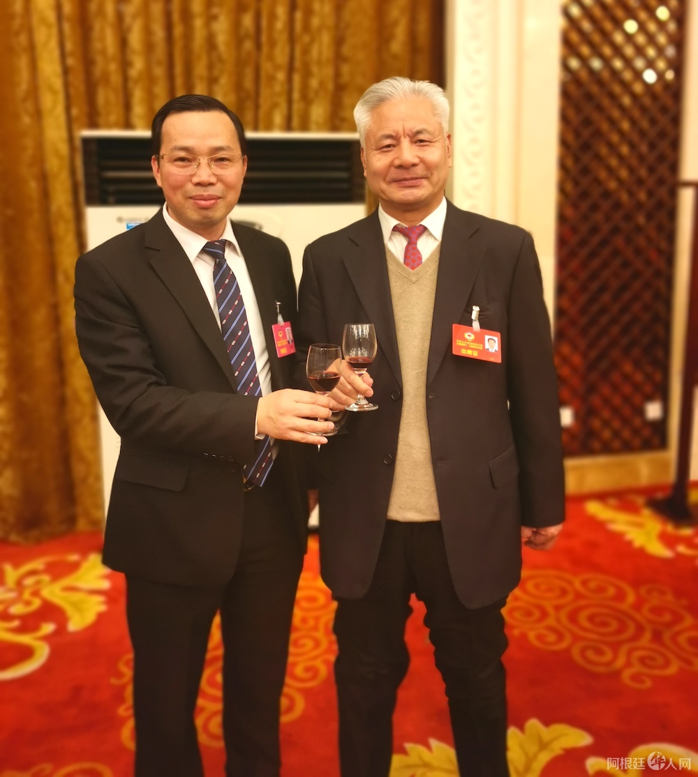 IMG_2897.JPG IMG_2897.JPG