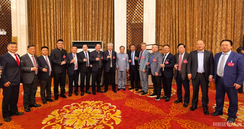 IMG_2899.JPG IMG_2899.JPG