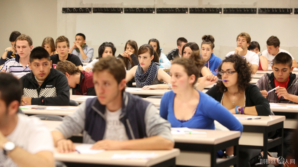 universidad-clase-2 universidad-clase-2