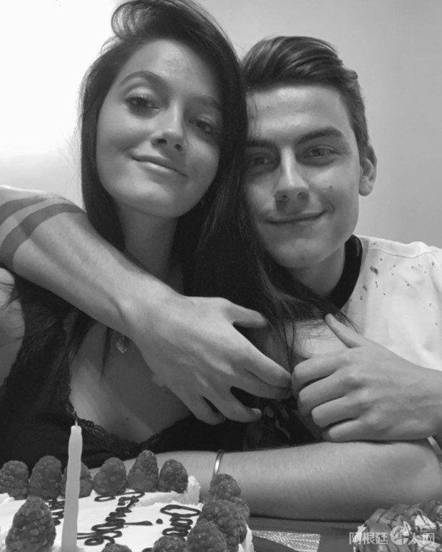 0ad4c561j00q9mrqd001tc000h800lic