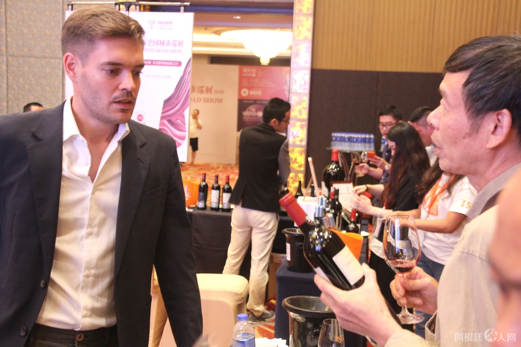 IMG_8046.JPG IMG_8046.JPG