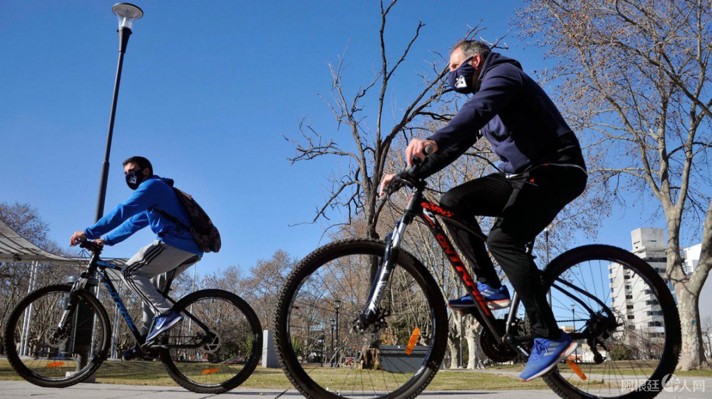 la-bicicleta-es-el-medio-transporte-mas-usado-el-pais la-bicicleta-es-el-medio-transporte-mas-usado-el-pais
