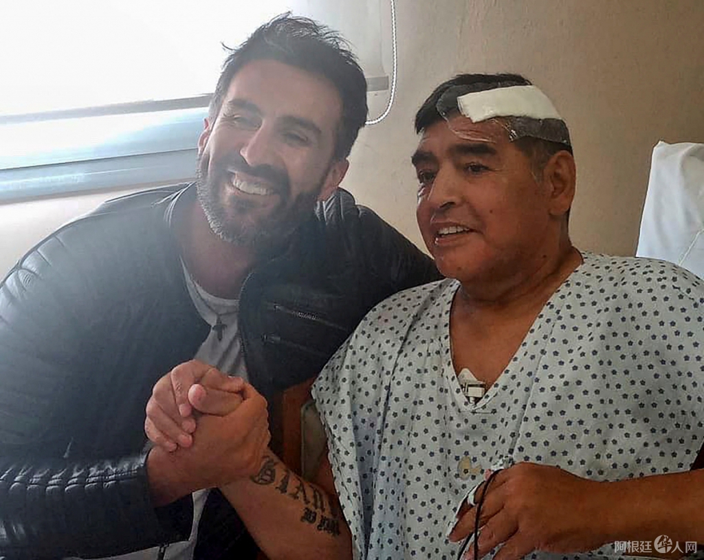 FILES-FBL-ARGENTINA-MARADONA-SURGERY-20201125-172025-143350 FILES-FBL-ARGENTINA-MARADONA-SURGERY-20201125-172025-143350