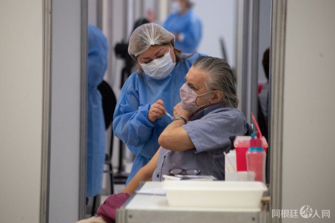 vacuna-coronavirus-caba-mayores-70-anos vacuna-coronavirus-caba-mayores-70-anos